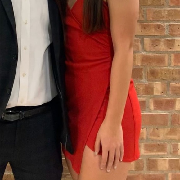 Red Mini Dress with Thigh Slit - Tobi Size Small - Picture 4 of 6